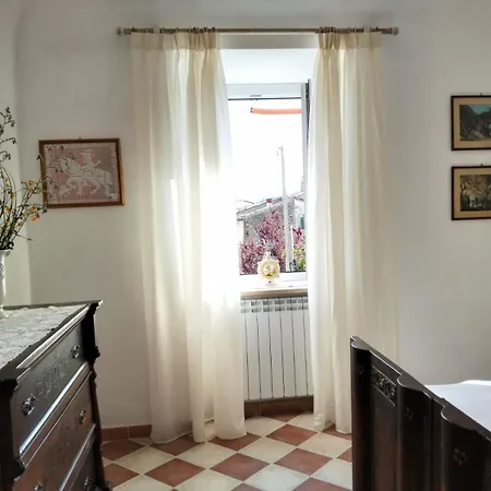 Pensionat Il Gufo Impavido Villa Santa Lucia degli Abruzzi